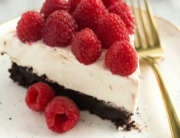 Brownie Bottom Cheesecake with Raspberries