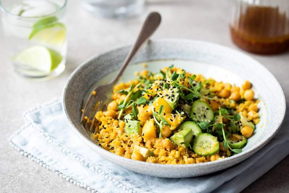 Riced cauliflower avocado mango power bowl by K for Katrine Arctic Gardens