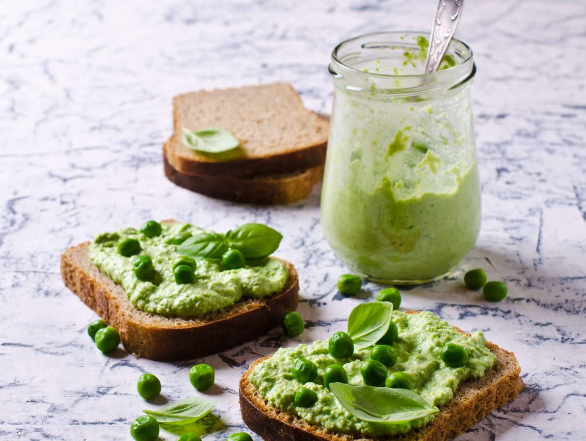 Sweet pea and cream cheese smoked salmon spread