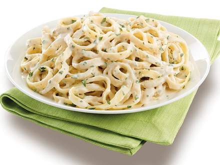 Alfredo-style fettucine with cauliflower