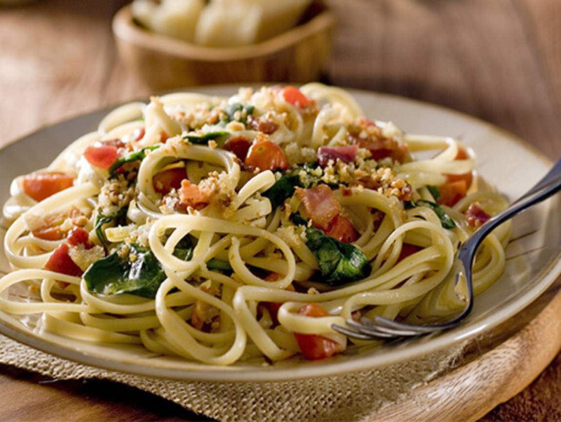 Linguines aux épinards et fines herbes