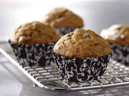 Broccoli molasses muffins