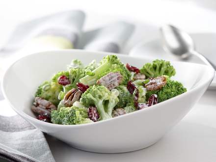 Salade crémeuse de brocoli