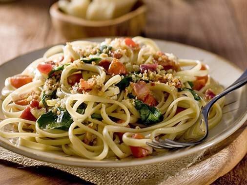 Linguines aux épinards et fines herbes