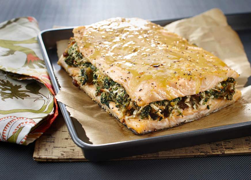 Salmon Filet Stuffed with Spinach and Apple | Arctic Gardens