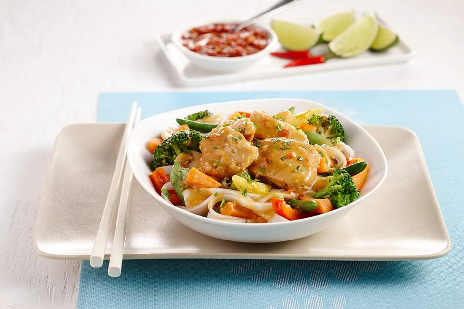 Thai Stir Fry Noodles & Chicken | Arctic Gardens